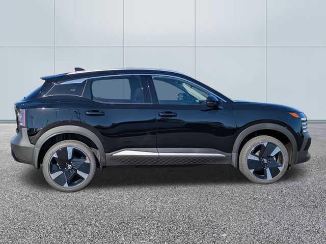 2026 Nissan Kicks SR Image 3 of 27