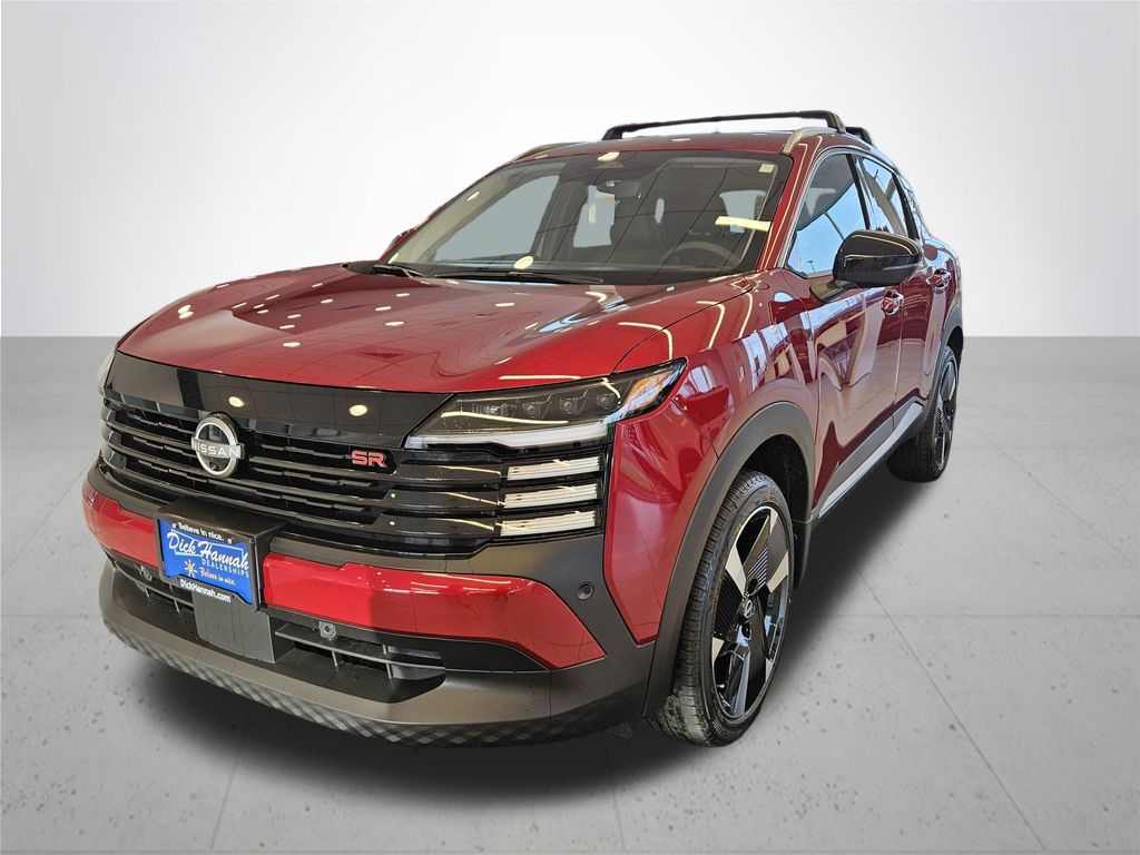 2026 Nissan Kicks SR Image 2 of 32