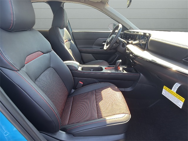 2026 Nissan Kicks SR Image 12 of 29