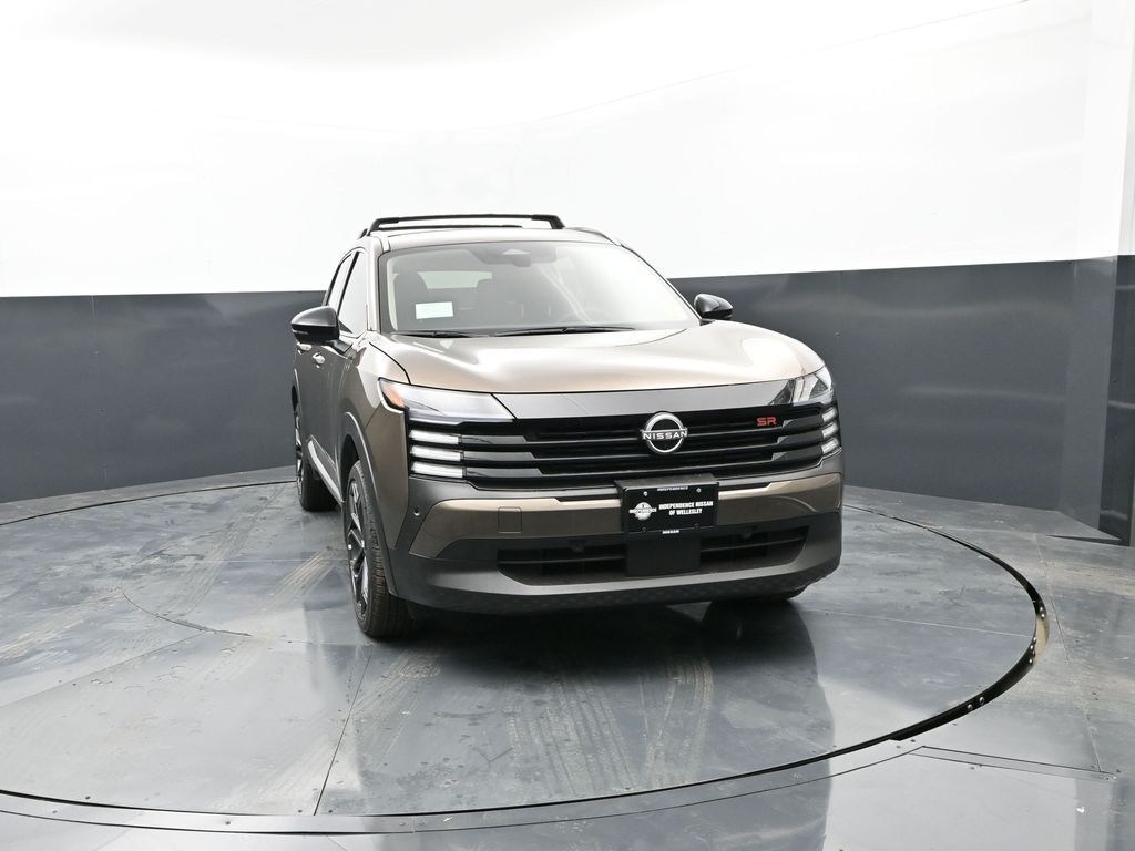 2026 Nissan Kicks SR Image 1 of 35