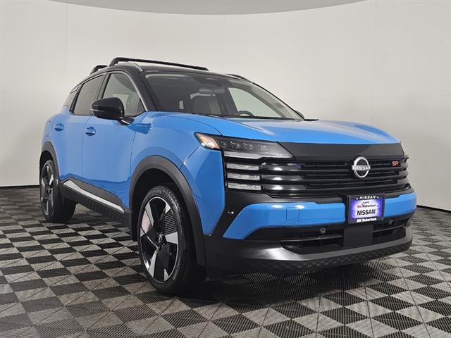 2026 Nissan Kicks SR Image 3 of 37