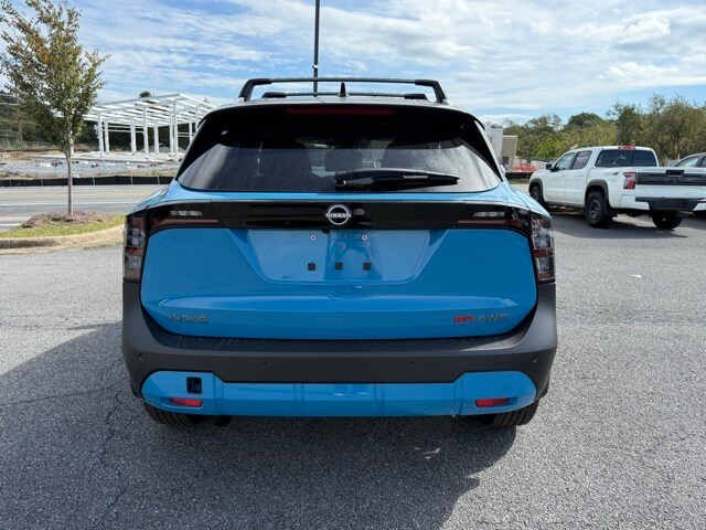 2026 Nissan Kicks SR Image 6 of 33