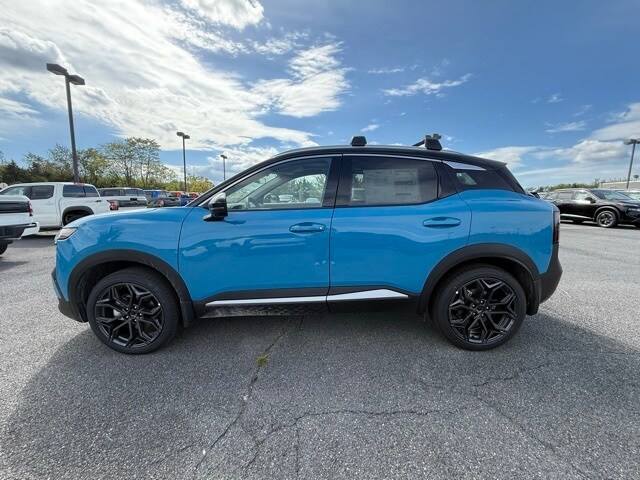 2026 Nissan Kicks SR Image 8 of 33