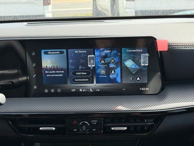 2026 Nissan Kicks SR Image 21 of 33