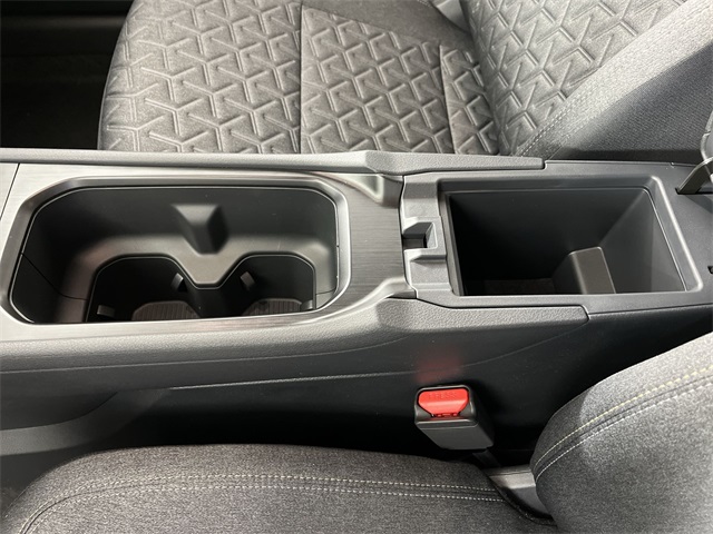 2026 Nissan Kicks SV Image 18 of 25