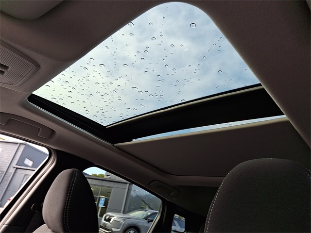 2026 Nissan Kicks SV Image 12 of 12