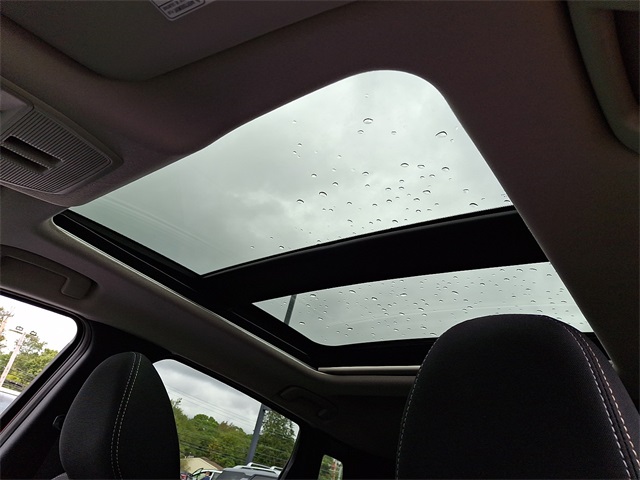 2026 Nissan Kicks SV Image 12 of 12