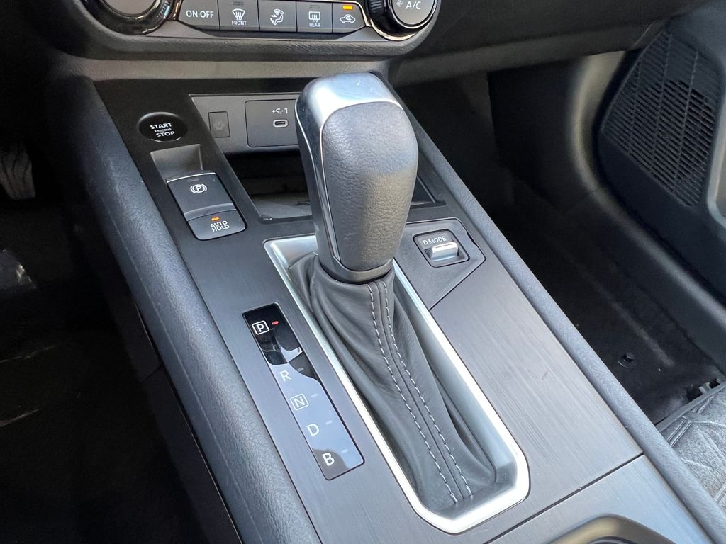 2026 Nissan Kicks SV Image 22 of 30