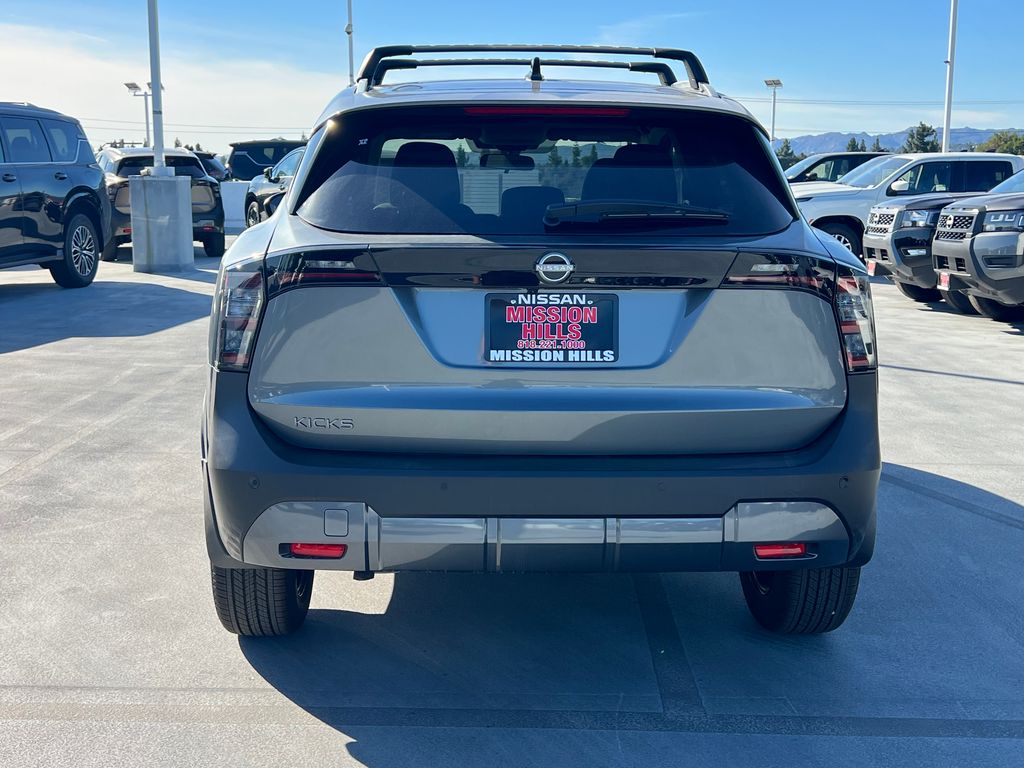 2026 Nissan Kicks SV Image 7 of 30