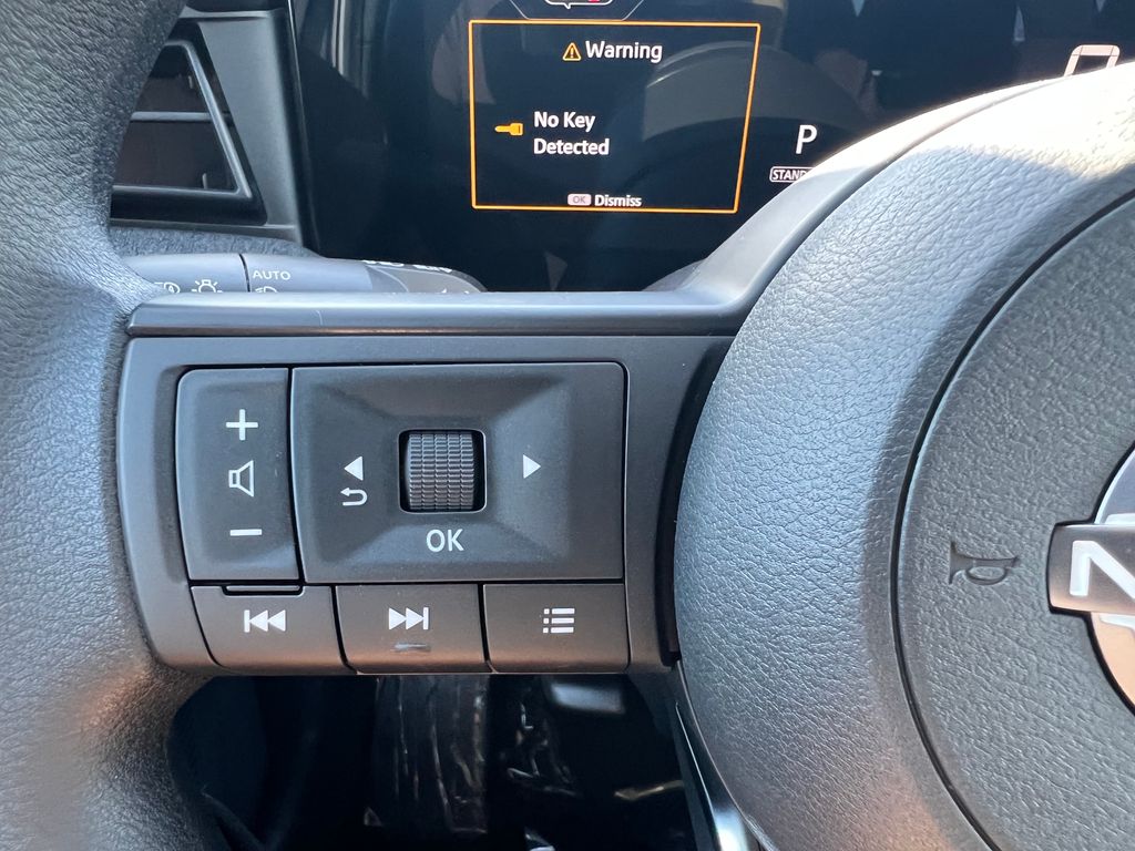 2026 Nissan Kicks SV Image 28 of 30