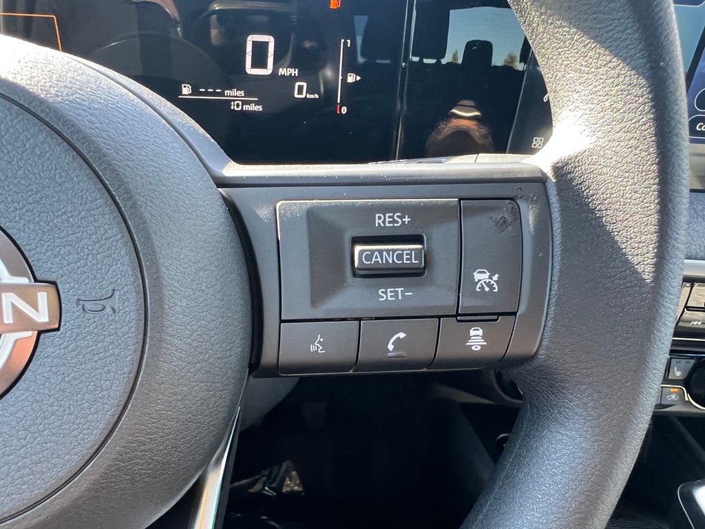 2026 Nissan Kicks SV Image 26 of 30