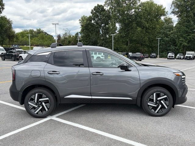 2026 Nissan Kicks SV Image 3 of 34