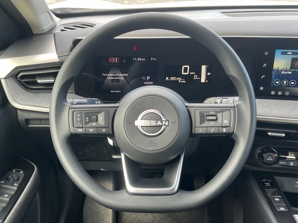 2026 Nissan Kicks SV Image 32 of 32