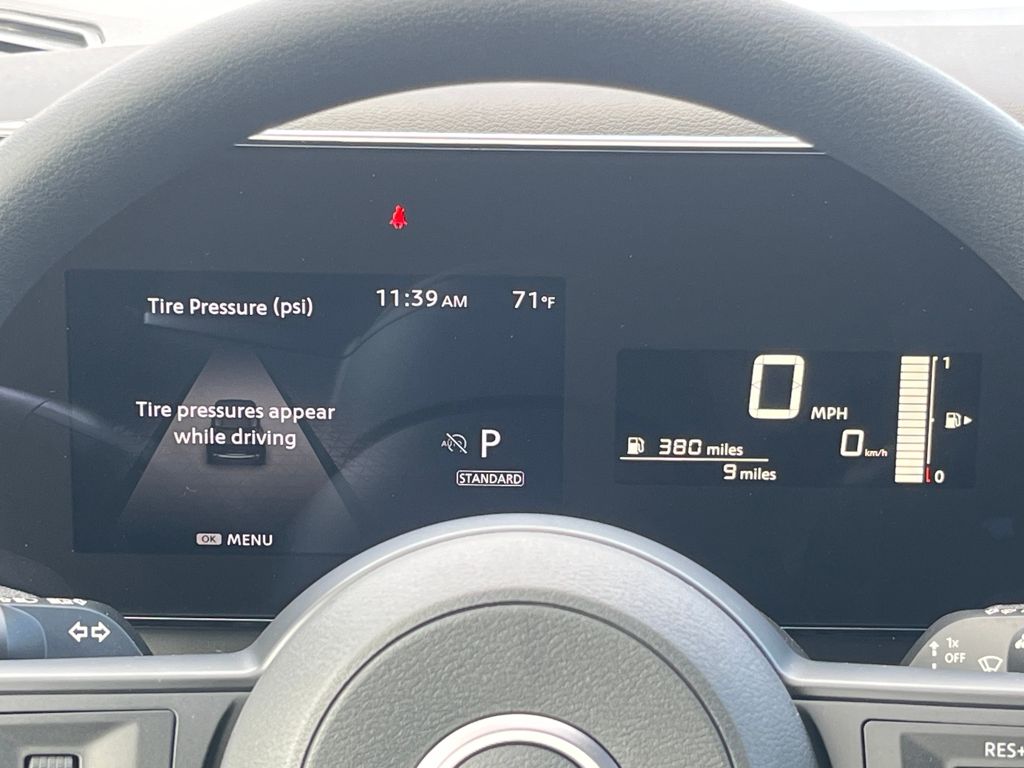 2026 Nissan Kicks SV Image 29 of 32