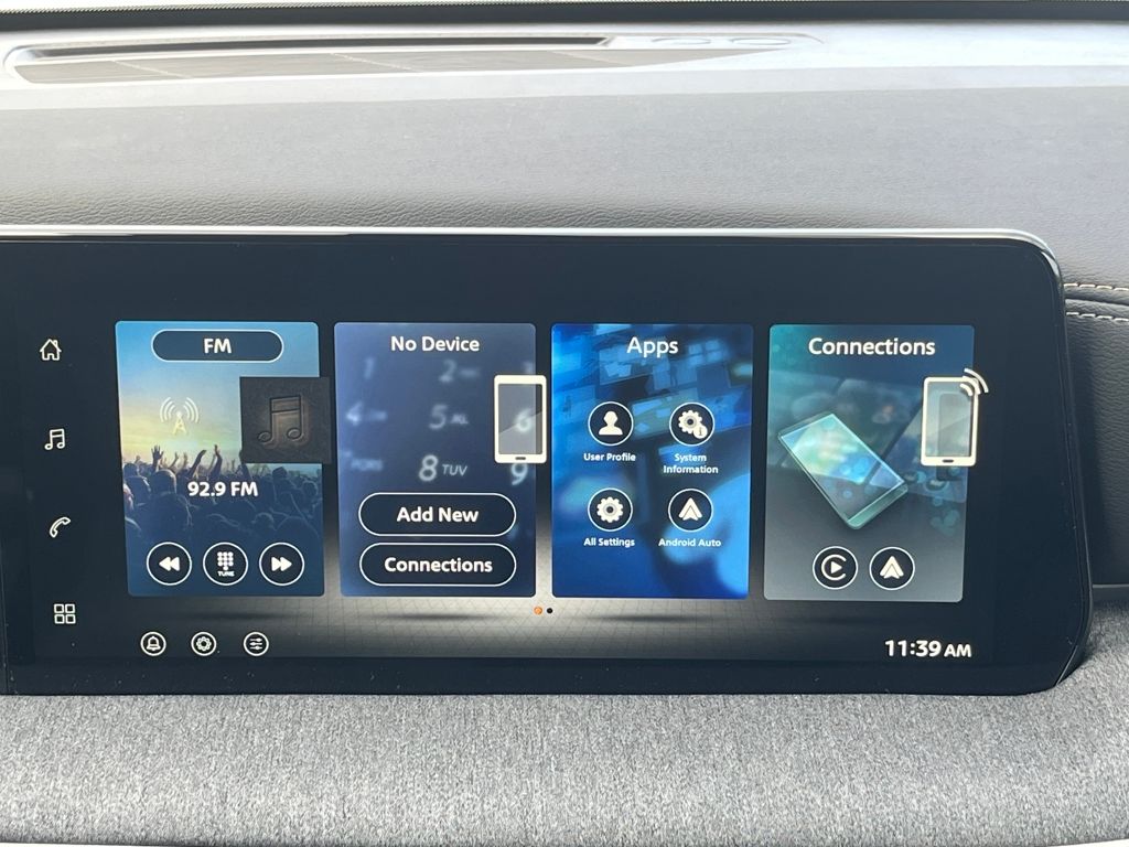 2026 Nissan Kicks SV Image 20 of 32