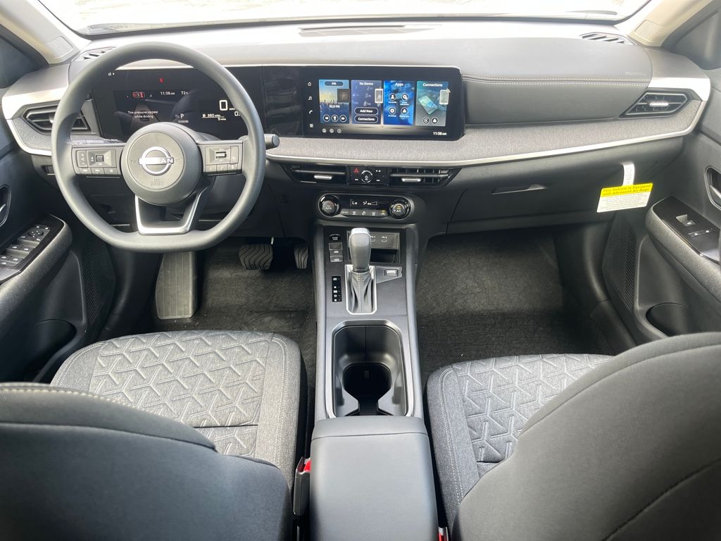 2026 Nissan Kicks SV Image 18 of 32