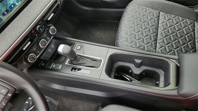 2026 Nissan Kicks SV Image 18 of 25