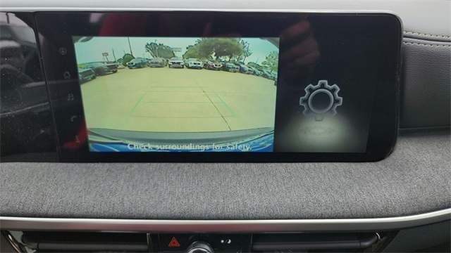 2026 Nissan Kicks SV Image 16 of 25