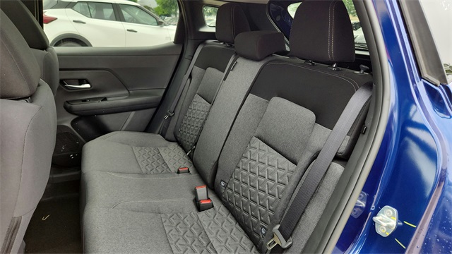 2026 Nissan Kicks SV Image 10 of 25