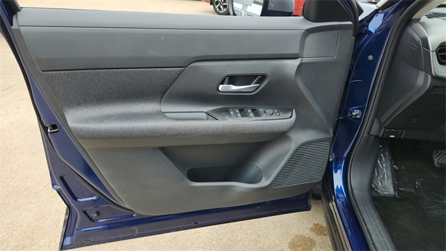 2026 Nissan Kicks SV Image 19 of 25