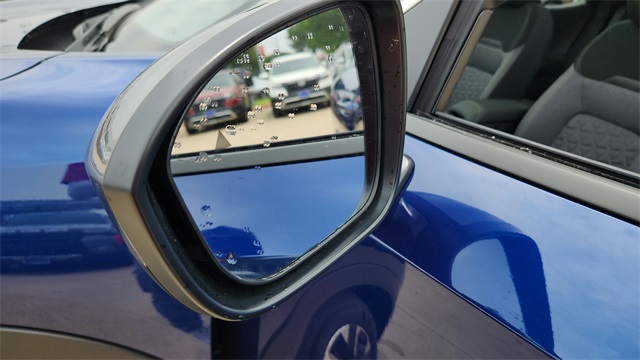 2026 Nissan Kicks SV Image 12 of 25