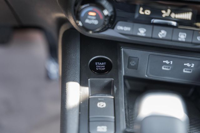 2026 Nissan Kicks SV Image 30 of 36