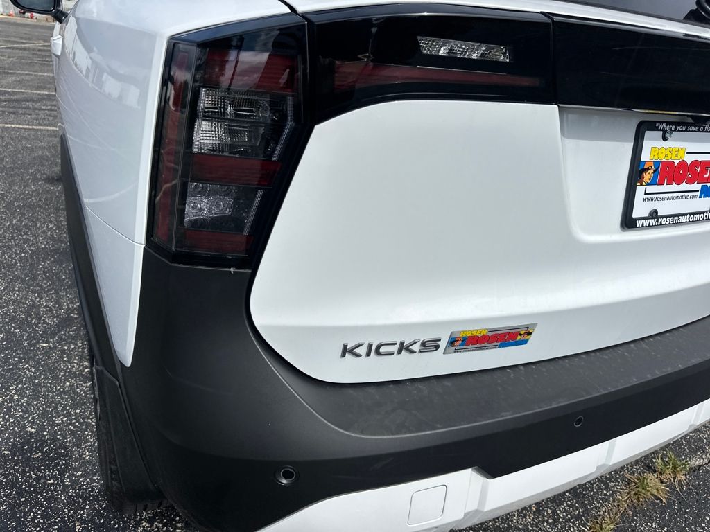 2026 Nissan Kicks SV Image 29 of 35