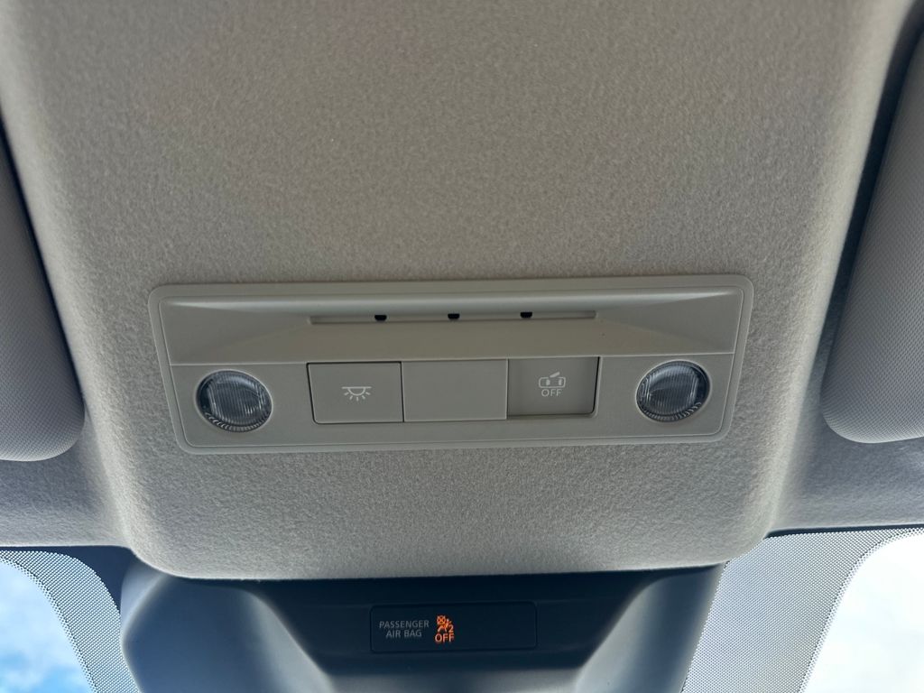 2026 Nissan Kicks SV Image 28 of 35