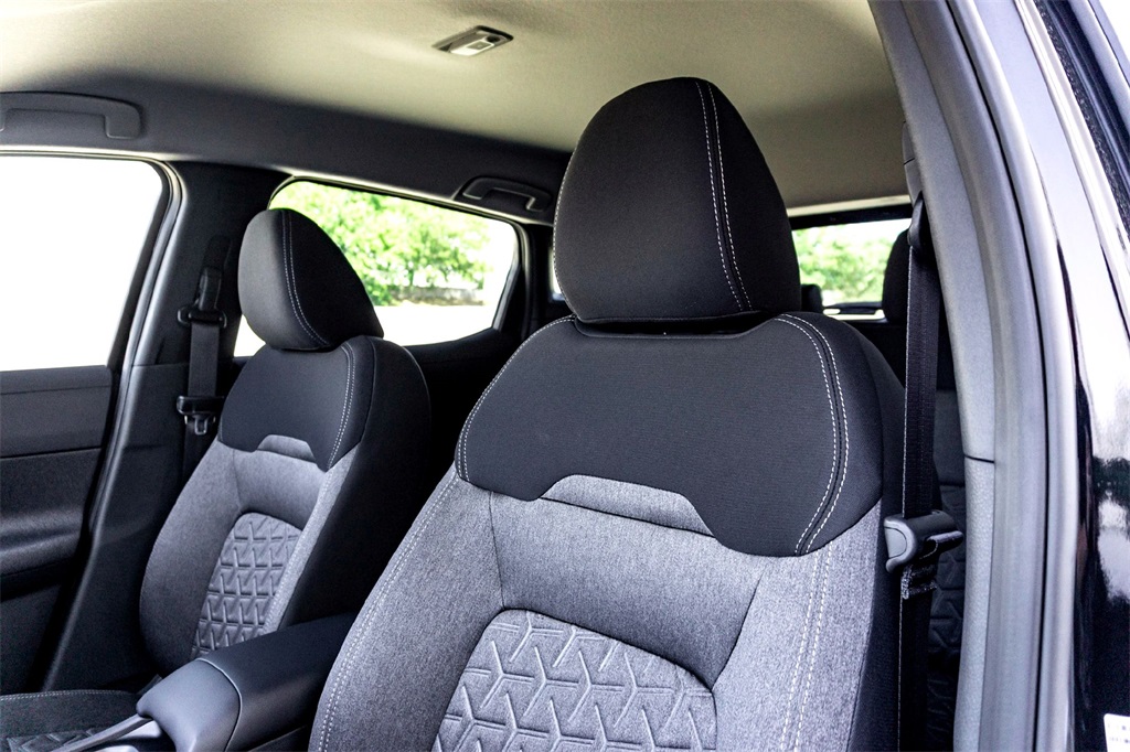 2026 Nissan Kicks SV Image 9 of 21