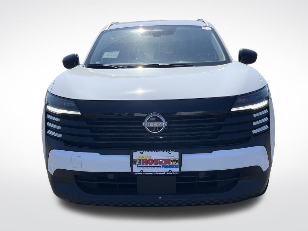 2026 Nissan Kicks SV Image 2 of 31