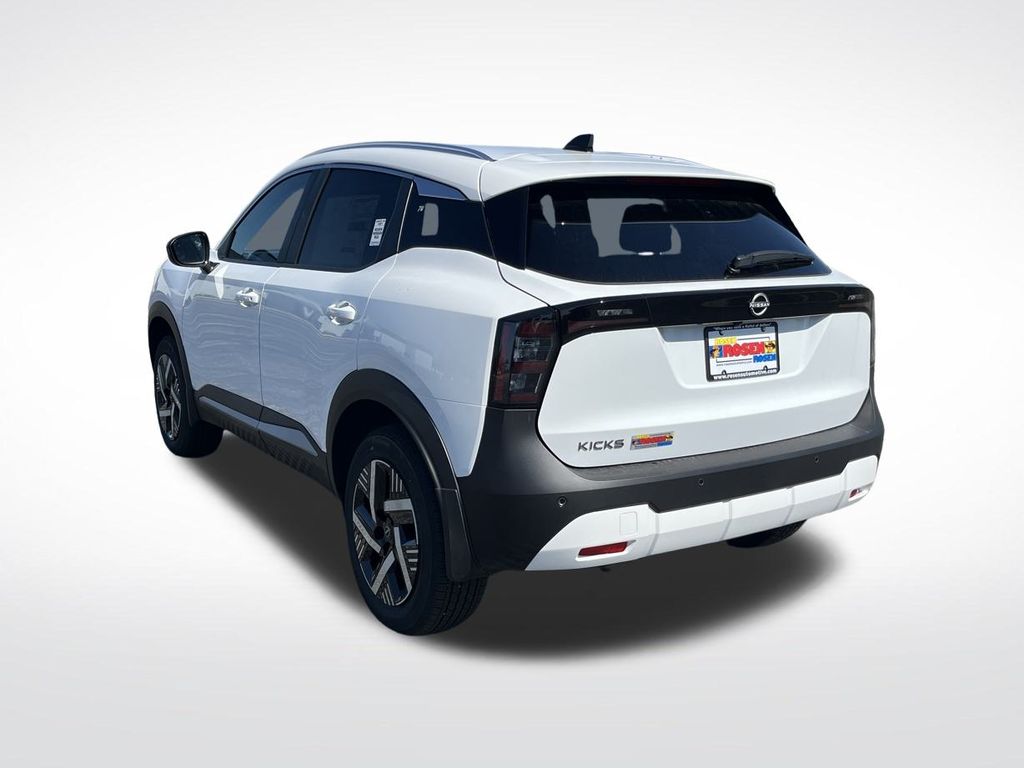 2026 Nissan Kicks SV Image 7 of 31