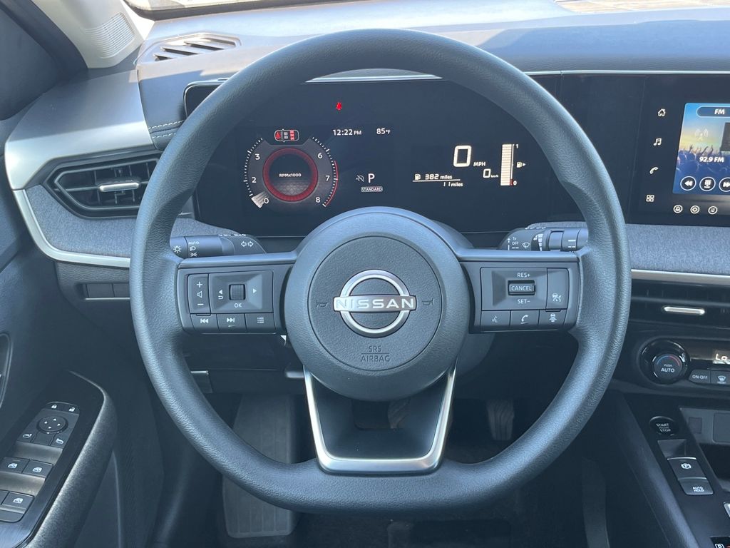 2026 Nissan Kicks SV Image 19 of 31