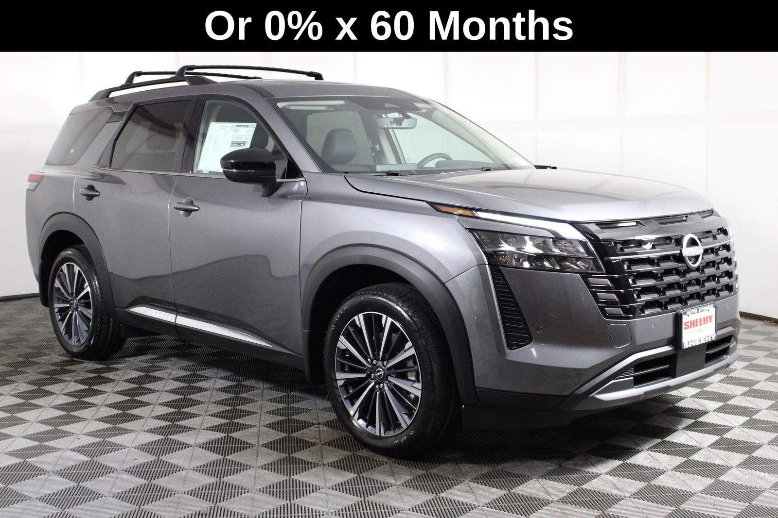 2026 Nissan Pathfinder Platinum Image 3 of 23