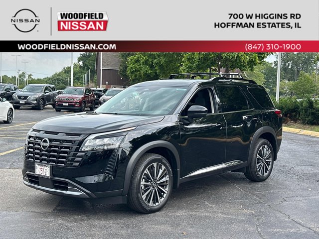 2026 Nissan Pathfinder Platinum Image 1 of 40