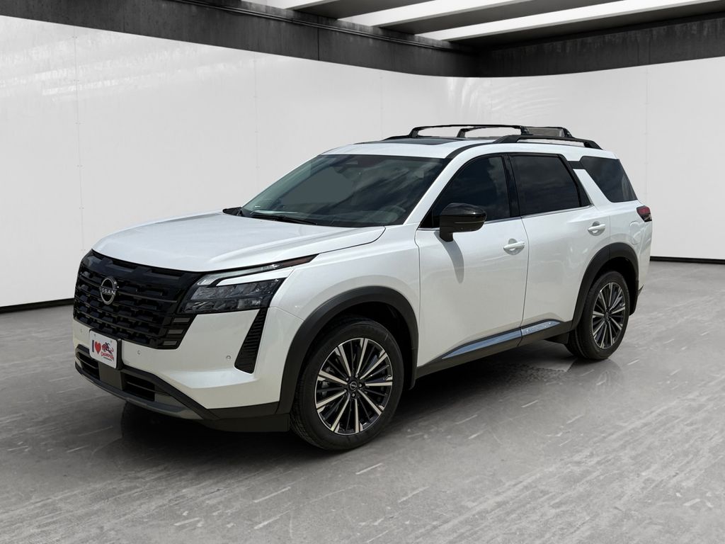 2026 Nissan Pathfinder Platinum Image 1 of 25