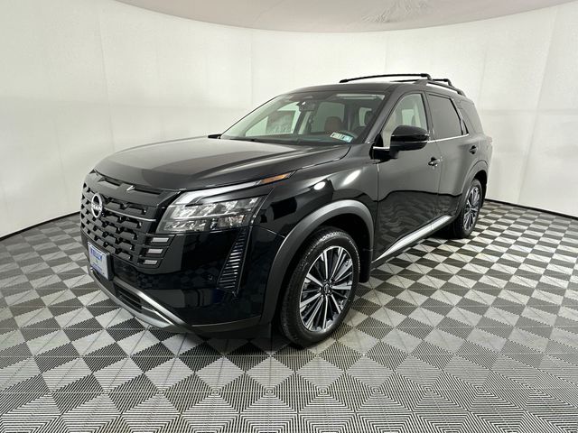 2026 Nissan Pathfinder Platinum Image 1 of 42
