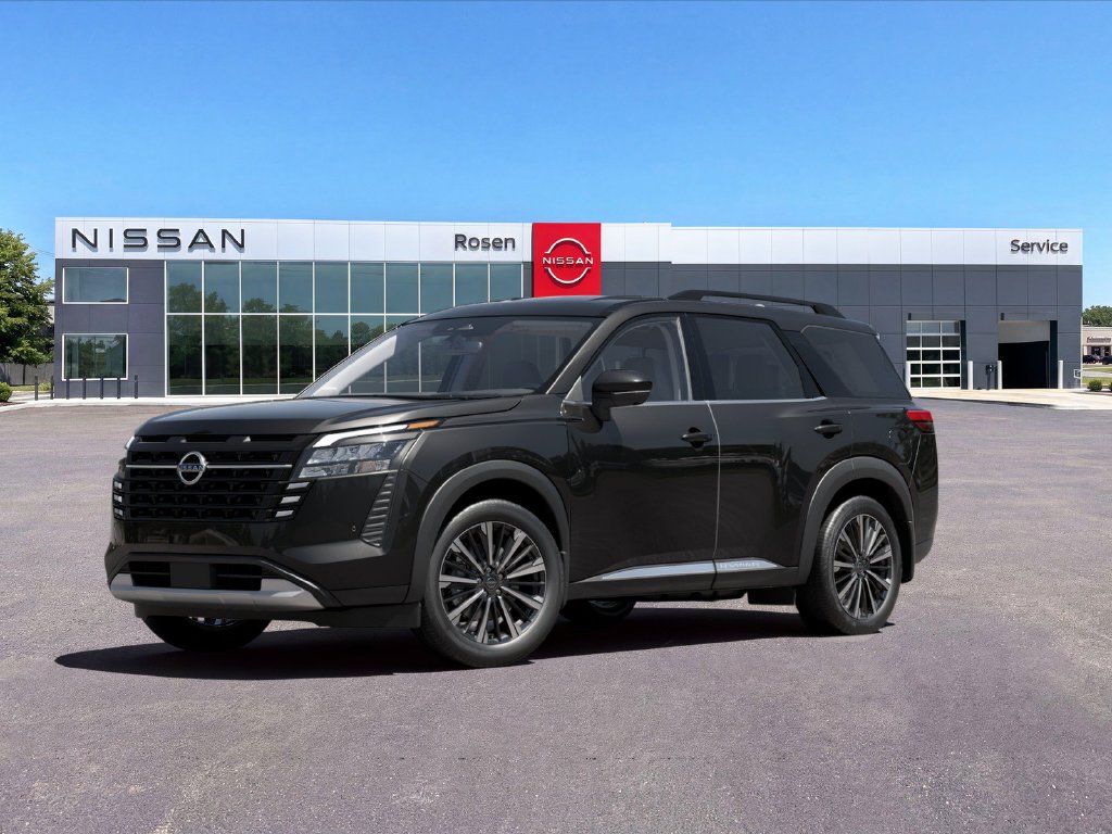 2026 Nissan Pathfinder Platinum Image 3 of 26