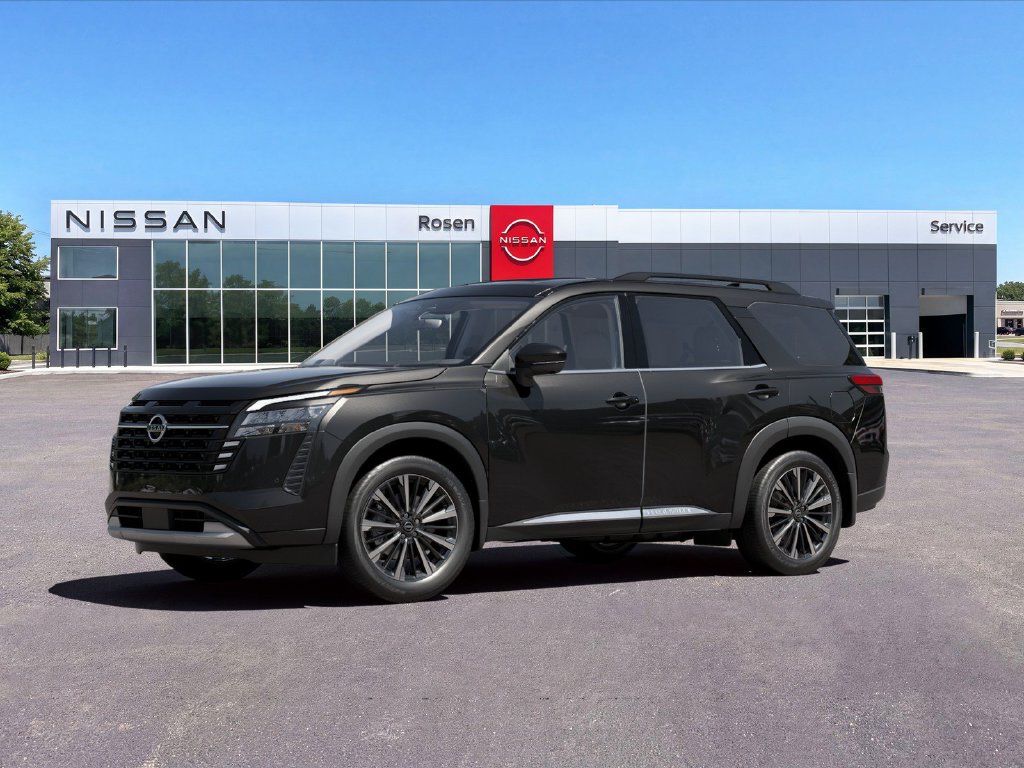 2026 Nissan Pathfinder Platinum Image 2 of 26