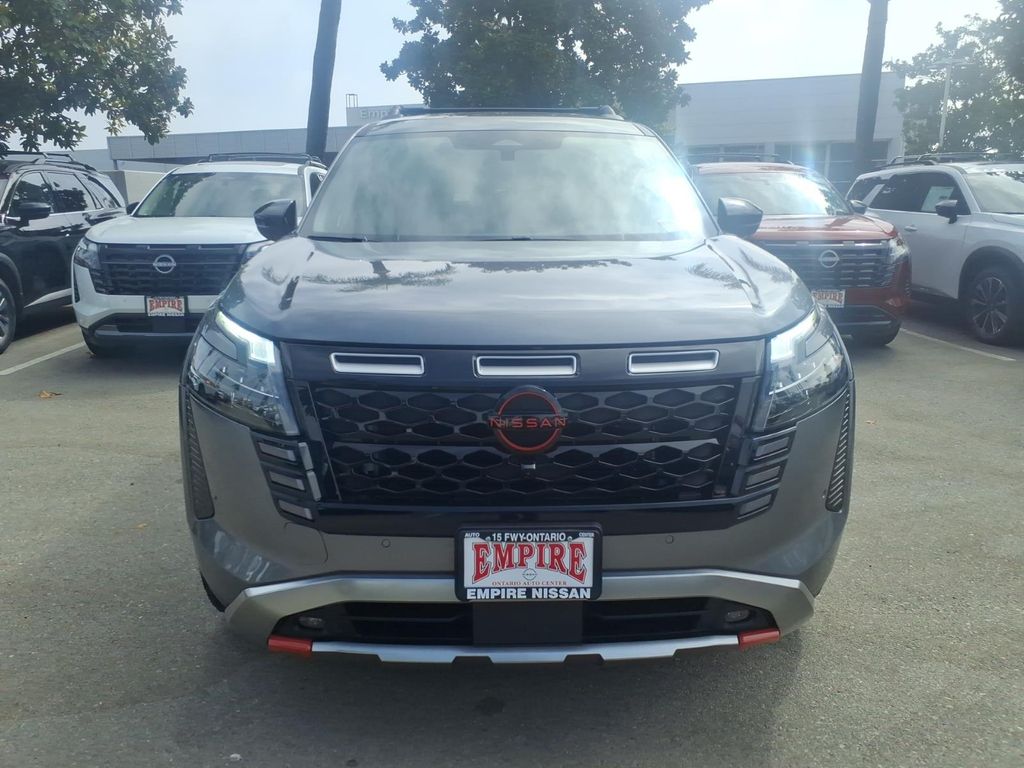 2026 Nissan Pathfinder Rock Creek Image 2 of 20