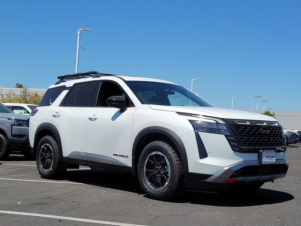 2026 Nissan Pathfinder Rock Creek Image 1 of 25