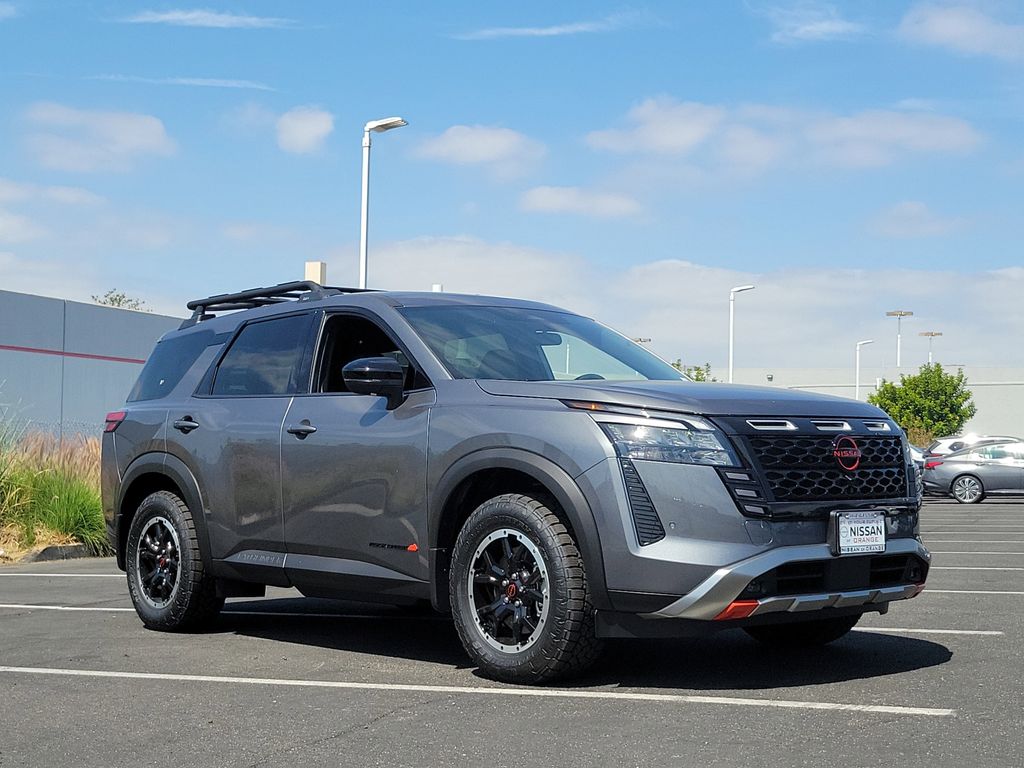 2026 Nissan Pathfinder Rock Creek Image 1 of 27