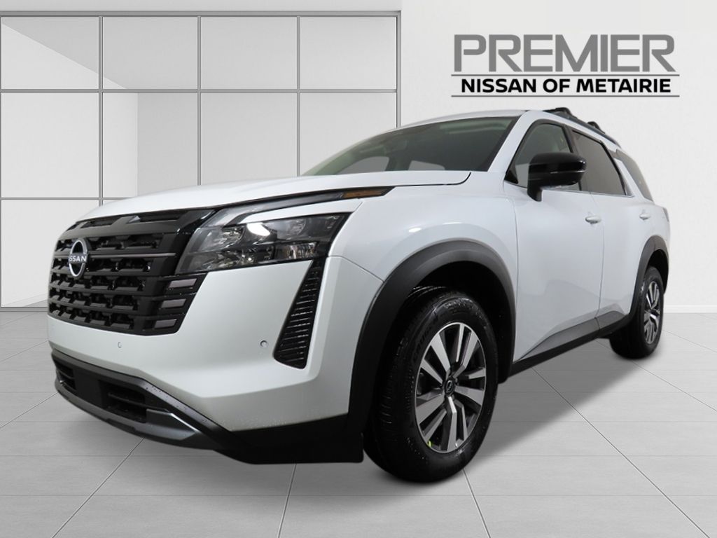 2026 Nissan Pathfinder SL Image 1 of 19