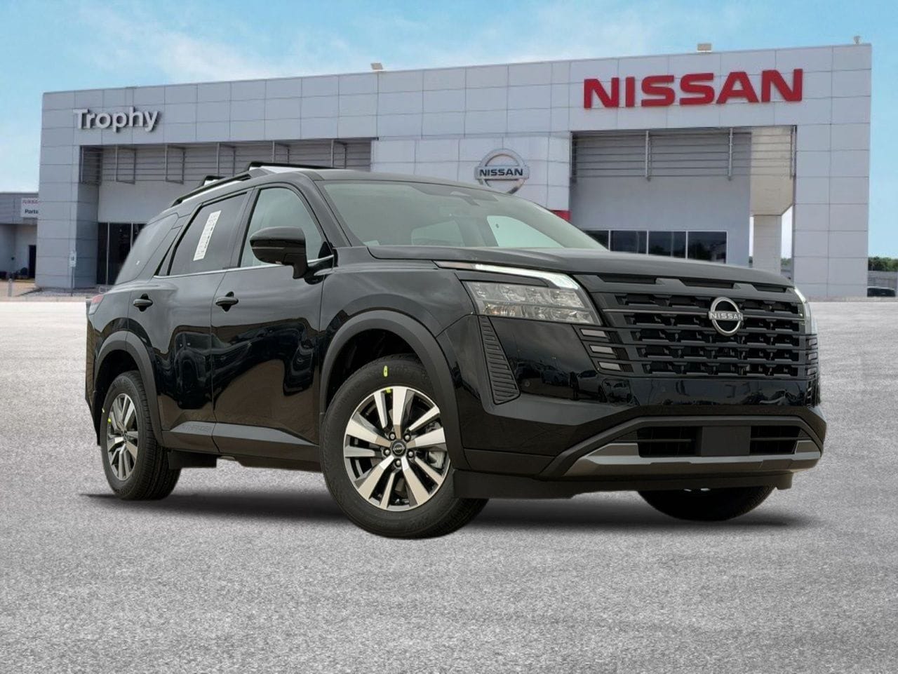 2026 Nissan Pathfinder SL Image 3 of 20