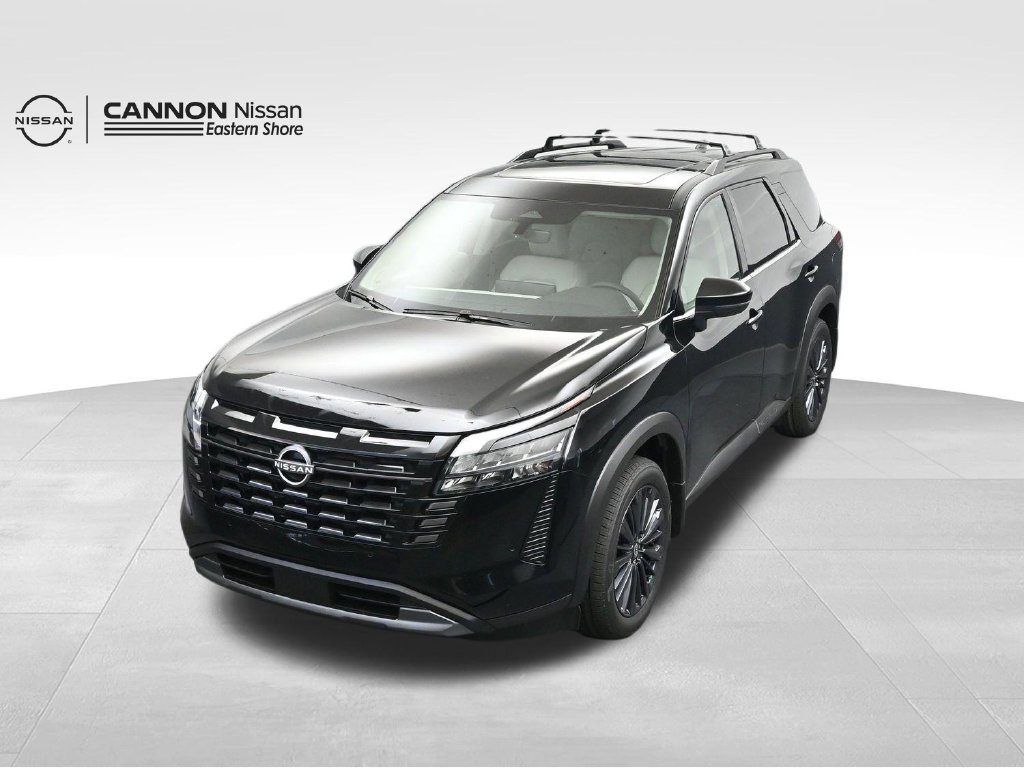2026 Nissan Pathfinder SL Image 3 of 40