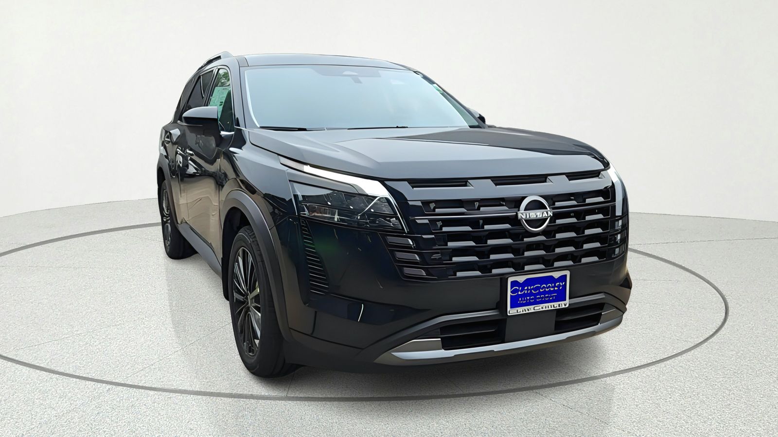 2026 Nissan Pathfinder SL Image 3 of 34