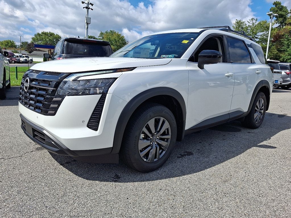2026 Nissan Pathfinder SV Image 1 of 29