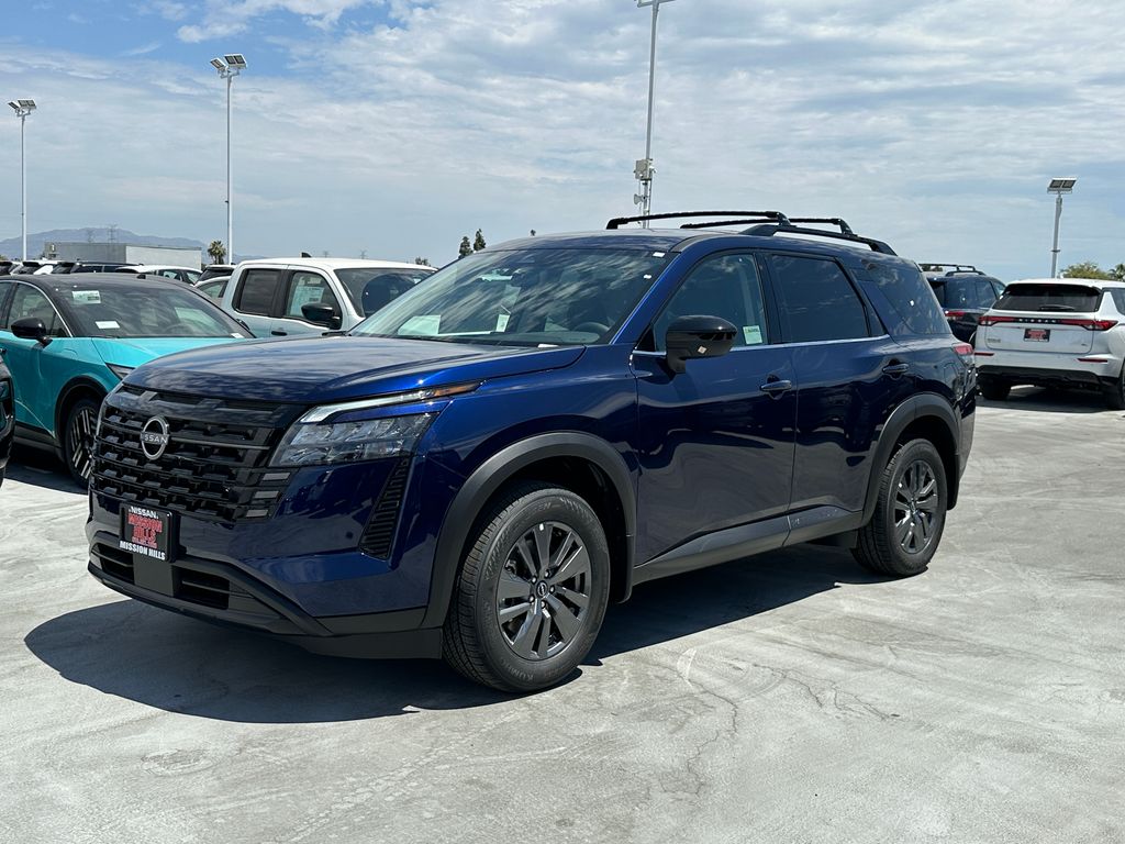 2026 Nissan Pathfinder SV Image 1 of 31