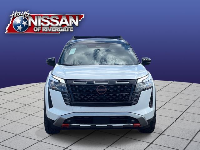2026 Nissan Pathfinder Rock Creek Image 2 of 41