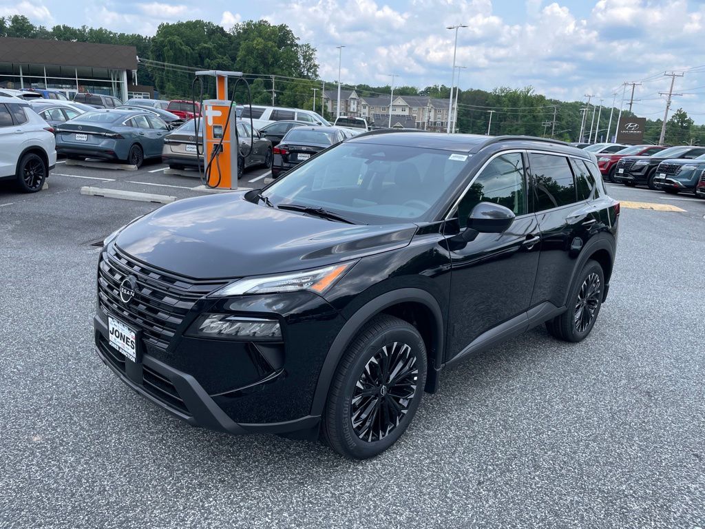 2026 Nissan Rogue Dark Armor Image 1 of 21