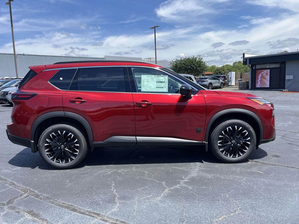 2026 Nissan Rogue Dark Armor Image 3 of 21